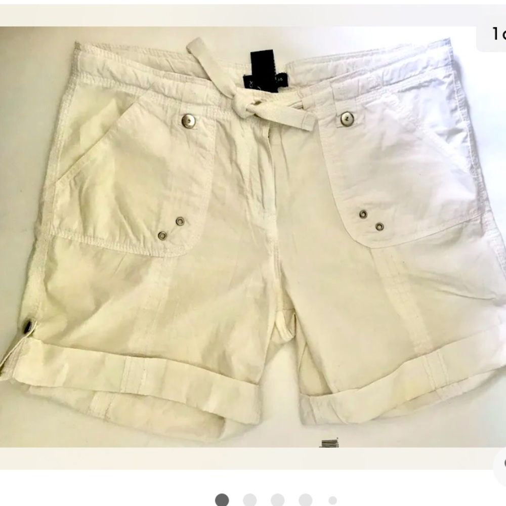 2/$20 Jules & James Women’s White Cargo Shorts 6